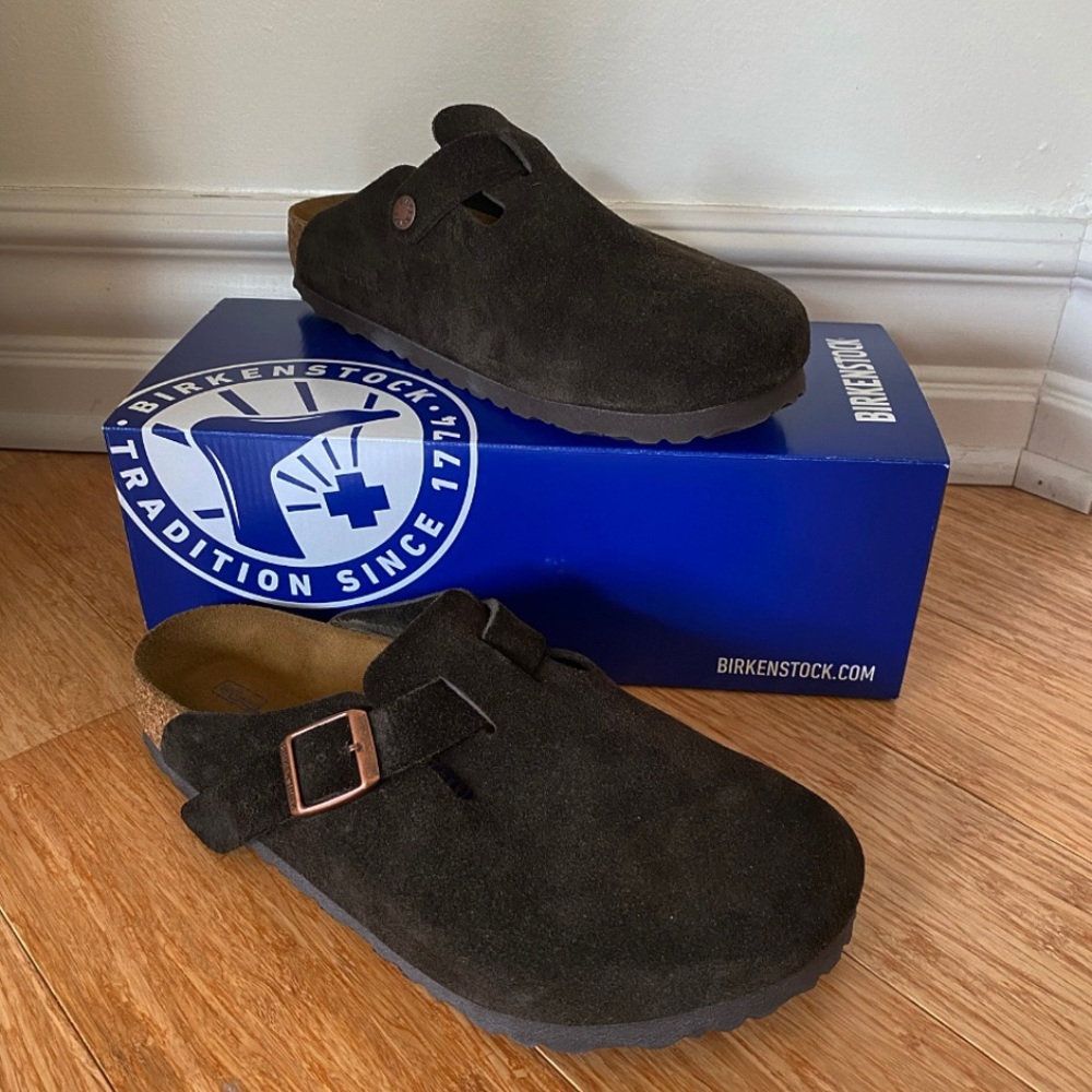 Birkenstock Boston Clog Mocha Suede Size 9/9.5W Soft Footbed